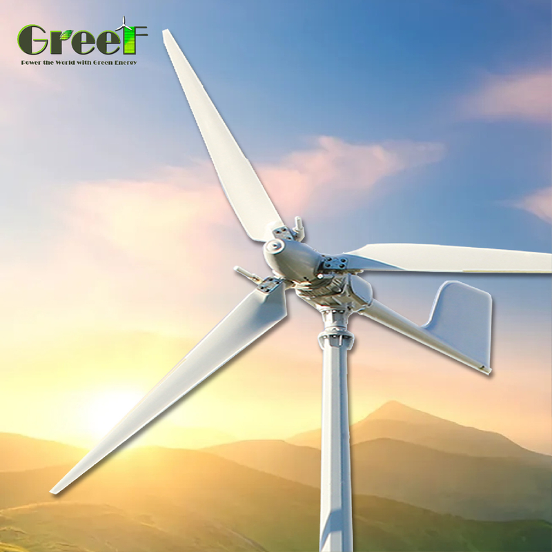 Turbina wiatrowa 5KW-50KW ze zmiennym skokiem łopat i 3 łopatami, niska prędkość wiatru rozruchowego