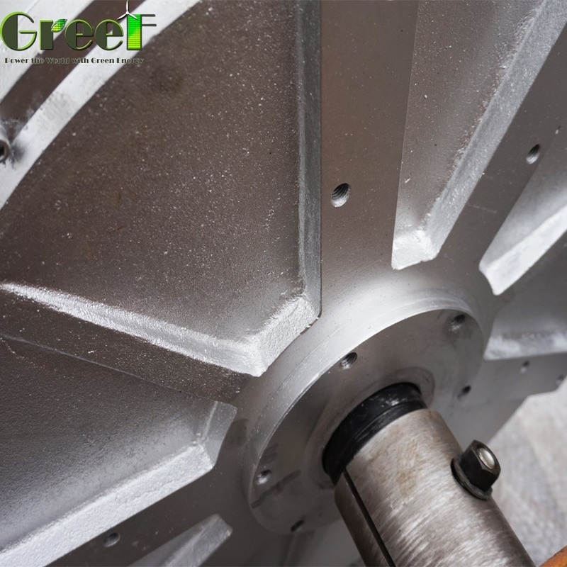 Turbina parowa Generator magnetyczny bez rdzenia Moment uruchomienia 0,03 N/M Prędkość znamionowa 100RPM-600RPM Częstotliwość 50/60Hz